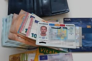 FOTO. Un sătmărean a găsit un portofel plin cu bani. Îl caută pe proprietar!