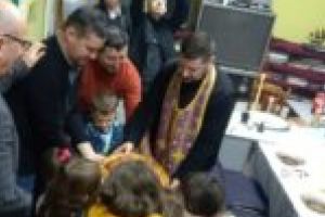 Moş Nicolae, sărbătorit de comunităţile sârbeşti din Clisura Dunării, la Radimna