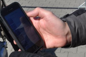 Românii îşi vor putea plăti taxele la stat de pe telefoanele mobile