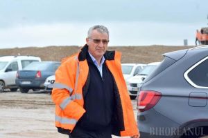 Retrospectiva săptămânii, prin ochii lui Bihorel: Beni explică cum se poate circula pe „ciotul” de autostradă din Bihor