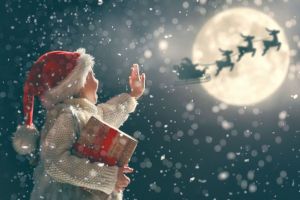 Moş Crăciun zboară cu peste zece mii de kilometri la oră în seara de Ajun