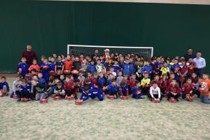 Moş Crăciun a venit la fotbaliştii de la Luceafărul Bucovina