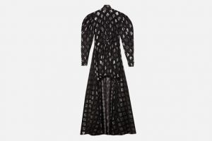 Rochii elegante pentru petrecerea dintre ani