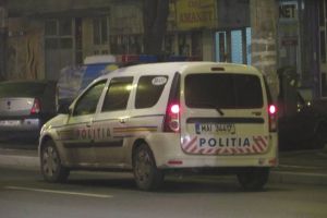 Beat fiind, era să intre sub maşină