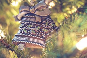 Primarul comunei Hudeşti, Viorel Atomei: Sărbători liniştite şi La mulţi ani!