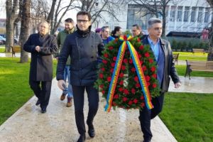 Eveniment USR Vrancea: Unde am fost şi unde suntem după 30 de ani de la căderea comunismului? (foto)