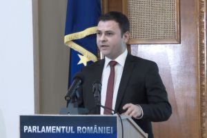 Daniel Suciu: România, condamnată la subdezvoltare. Buget construit pe tăieri şi minciună