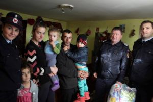 FOTO: Pompierii vrânceni au fost ”Salvatori de Sărbători!”