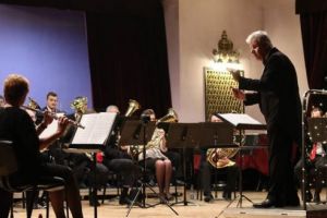 „Astăzi s-a născut Hristos”, concert extraordinar la Filarmonică
