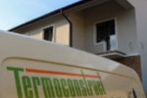 Construcţiile şi comerţul, ca turnate din mâna lui Samuel Barbu!