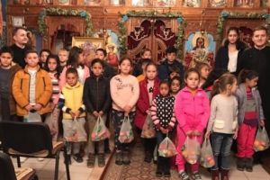 Acţiuni filantropice în satele Șomoştelnic şi Valea Izvoarelor