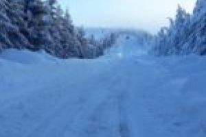 Sărbătorile vin cu ninsori pe Muntele Mic