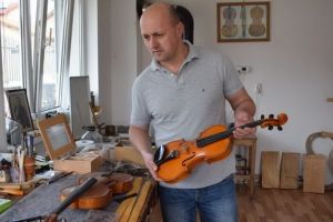 Claudiu Mare: ”Nu doar cantitatea viorilor e cea care ne promovează, ci şi calitatea lor”