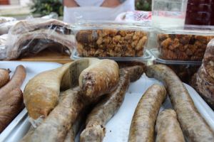 Dr. Constantin Anton: Cei care au ştiut să mănânce carne de porc bună au trăit mult