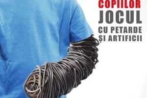 AVERTISMENTUL pompierilor: NU LĂSAȚI copiii să se joace cu petarde sau artificii!