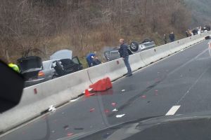 FOTO – Accident mortal pe Valea Oltului – Alte trei persoane sunt rănite