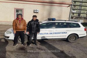 FOTO. Migranţii continuă să forţeze graniţa cu Ungaria. Reţinuţi de poliţiştii sătmăreni