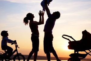 UDMR propune un set de legi menite să vină în sprijinul familiilor