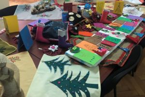 Peste 5.000 de oameni alături de campania „Dăruieşte Lumină” – Au fost ajutaţi şi copiii de la Centrul pentru Educaţie Incluzivă Dumbrăveni