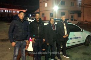 FOTO. Patru marocani şi trei algerieni, opriţi de poliţişti în judeţul Satu Mare