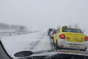 Autorităţile recomandă şoferilor evitarea deplasării pe drumul naţional Suceava – ...