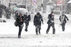 Iarna isi intra in drepturi / Braila, sub cod galben de vant puternic si ninsoare