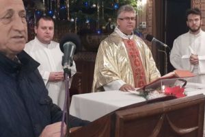 TUDOR PENDIUC, ÎNLĂCRIMAT LA ÎNMORMÂNTAREA PREOTULUI COBZARU