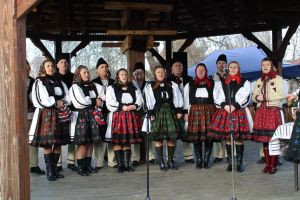 FOTOGALERIE. Câştigătorii Festivalului Datinilor şi Obiceiurilor de Iarnă de la Negreşti-Oaş