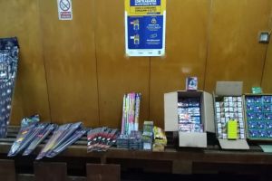 Peste 15.500 de articole pirotehnice, descoperite intr-un autoturism la frontiera Vama Veche