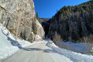 Turiştiilor le-a fost interzis accesul cu autorurisme pentru a ajunge în Bucegii dâmboviţeni