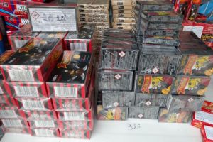 Ce cantitate de articole pirotehnice au confiscat poliţiştii şi ce sancţiuni au dat