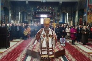 Slijbă de Crăciun oficiată de ÎPS Irineu la Catedrala Mare