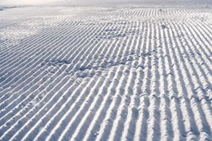 VIDEO – FOTO Pârtiile din Poiana Braşov, pregătite pentru schiori