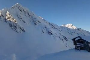 VIDEO Peisaj de vis la Bâlea Lac. Fiţi totuşi atenţi, risc maxim de avalanşă