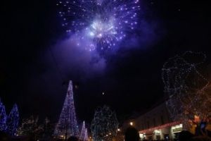 REVELIONUL BAIMARENILOR: Cine canta in Centrul Vechi de Anul Nou