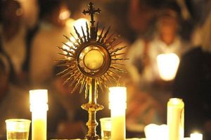 Oră de rugăciune în noaptea de Revelion, la biserica Bunavestire din Satu Mare