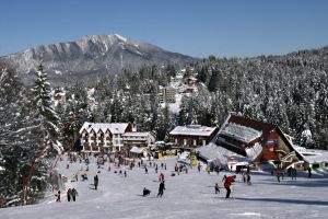 ÎNȘELĂCIUNE: Cuplu de dâmboviţeni, păcălit cu cazarea de Revelion