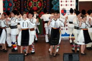 FOTO: „Asta-i casa cea frumoasă”, la Urisiu de Sus