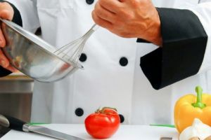 Spitalul de Urgenţă din Târgu-Mureş angajează bucătari!