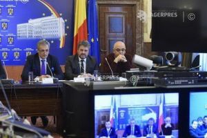 Vela i-a ”ordonat” lui Arafat să găsească o soluţie ca elicopterele SMURD să zboare şi noaptea în toată ţara. Răspunsul lui Arafat, ferm