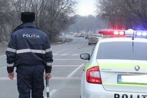 Zeci de patrule auto organizate zilnic de Poliţia Mureş în minivacanţa de Revelion!