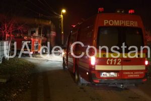 Incendiu la o cabana din Brasov. Douasprezece persoane in interior