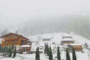 Meteo: -8 grade C in Pasul Prislop. Ninsori slabe anuntate in zona montana