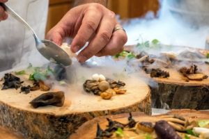 Gala de Excelenţă a Turismului Bihorean: Se caută cele mai bune hoteluri, pensiuni, restaurante, dar şi profesioniştii din turism