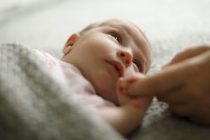 Primul copil născut în 2020 la Spitalul Judeţean Satu Mare este un băieţel