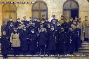  Protest la rege: Camarazi de front (galerie foto)