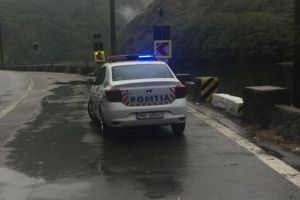 Tamponare între un autocar şi o maşină la Tălmaciu – Se circulă alternativ