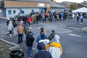 FOTO&VIDEO. Cannabisul a fost legalizat într-un stat SUA! Cozi uriaşe la magazinele licenţiate