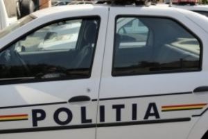 Accident pe Valea Prahovei. O masina de Politie aflata in misiune, pe contrasens, a lovit frontal un autoturism