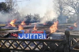 Incendiu la Adjud | Acoperişul unei anexe şi o tonă de porumb s-a făcut scrum
